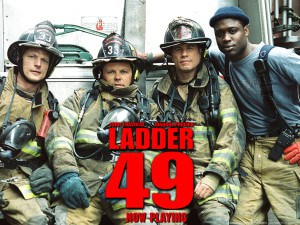 Ladder_49,_2004,_Joaquin_Phoenix,_John_Travolta Poor use of flashbacks in the movie Ladder 49