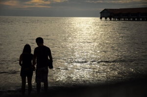 1381938_couple