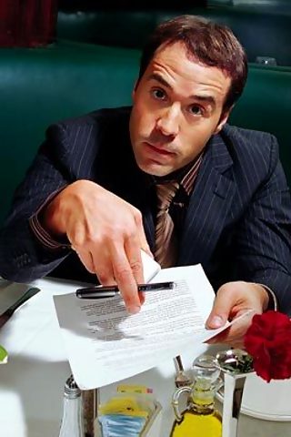 sell your screenplay - agents